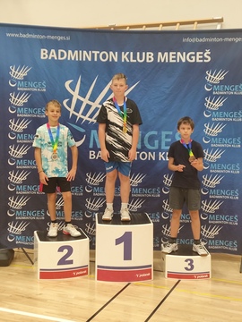 1. Mladinski turnir Li-Ning lige - Mengeš Šest medalj in eno četrto mesto (7)